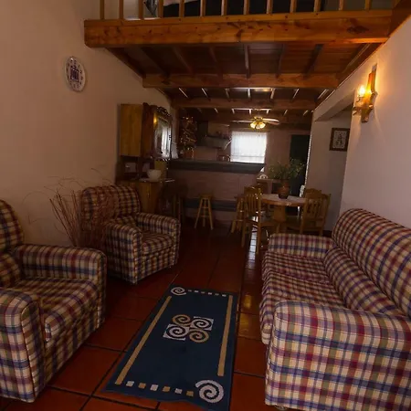Holiday home Casa Vinhas